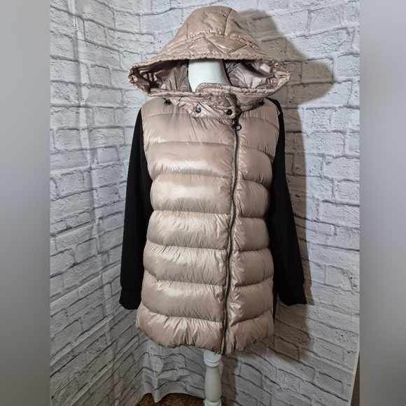 Calvin Klein Women's Hooded Puffer Jacket - Rosy Beige & Black - Picture 2 of 10